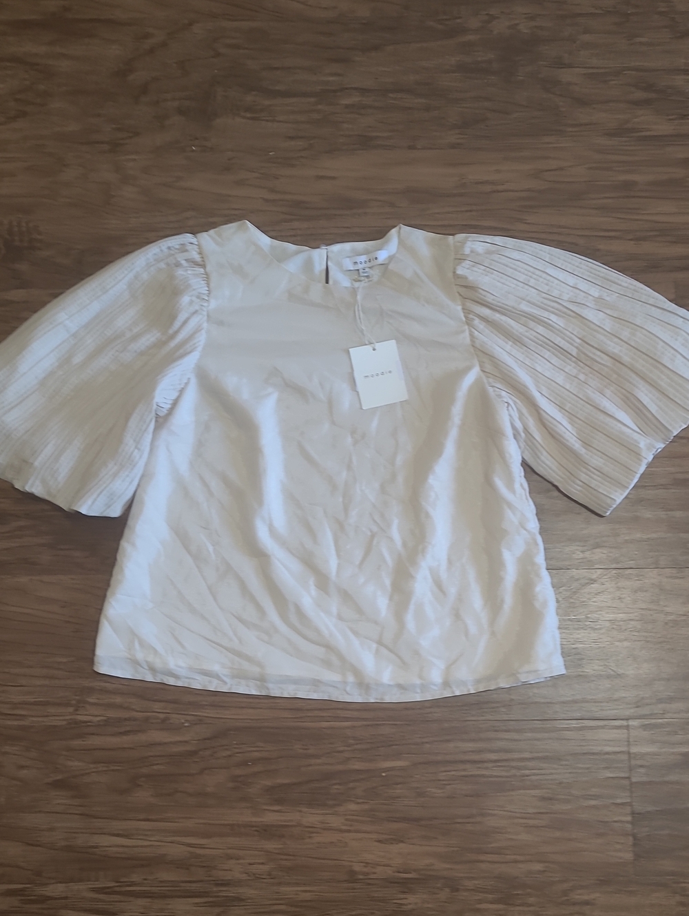 NEW MOODIE Puffy Sleeves Top Large